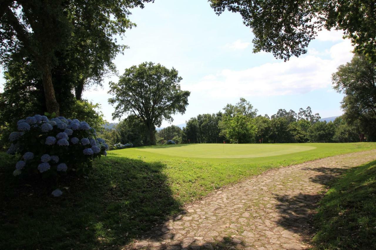 Golf Course - Luxurious Flat T3 - Ponte De Lima Apartment Exterior photo